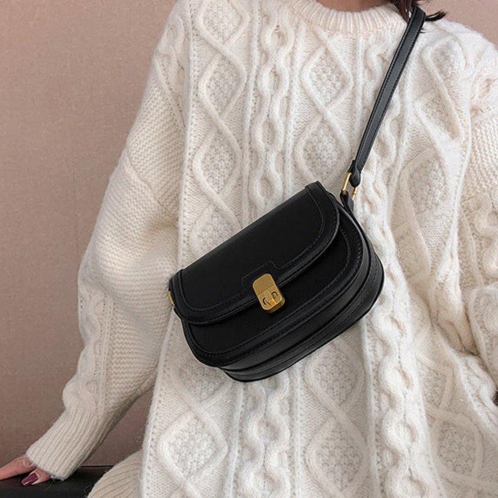 olives crossbody